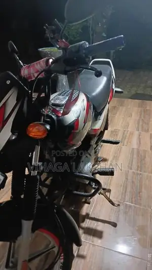Bajaj CT100 2024