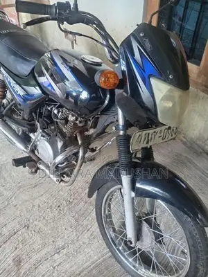 Bajaj CT100 2006