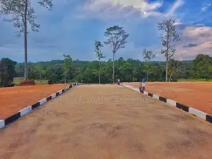 Yakkala Kalagedihena Land for Sale
