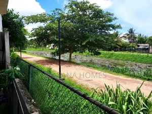 Lake Facing House For Sale Nugegoda