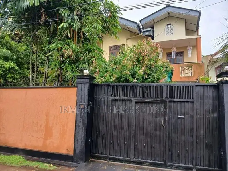 Room for Rent in Kiribathgoda -Only working Girl