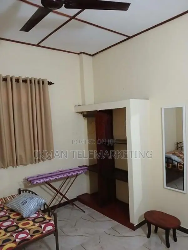 Room for Rent in Kiribathgoda -Only working Girl