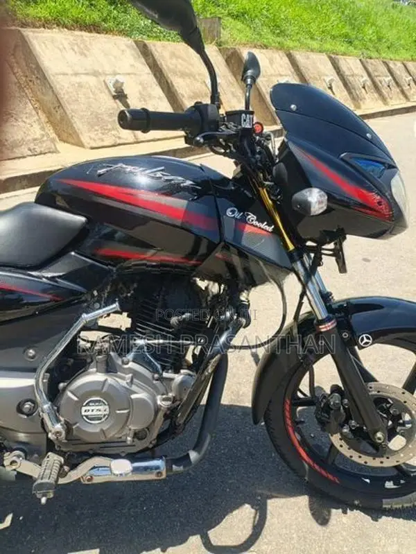 Bajaj Pulsar 150 2016