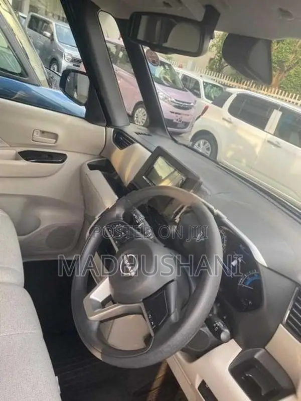 Nissan Roox 2024