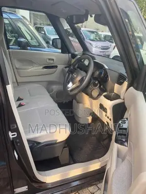Nissan Roox 2024