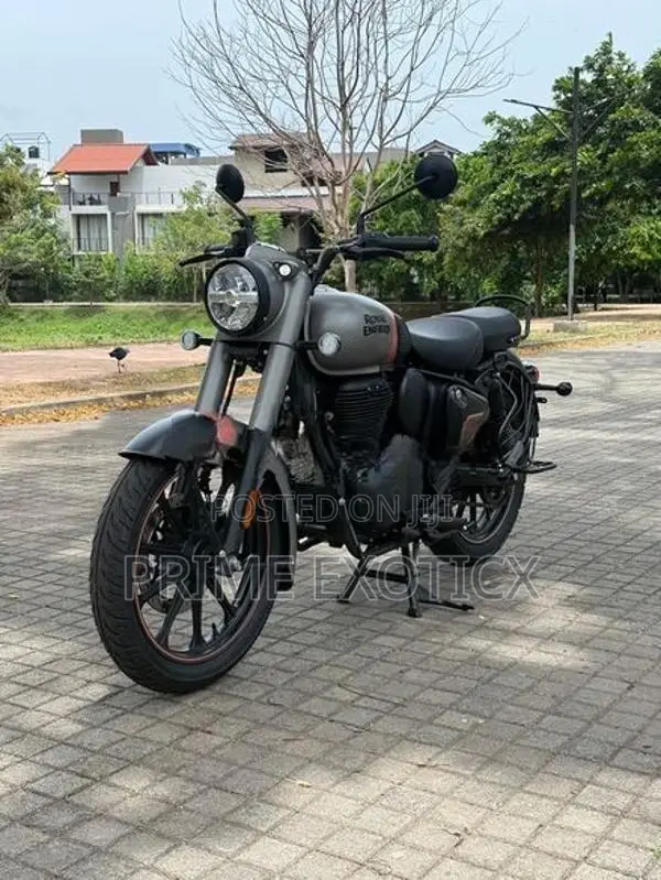 Royal Enfield Classic 350 Gun Grey 2026