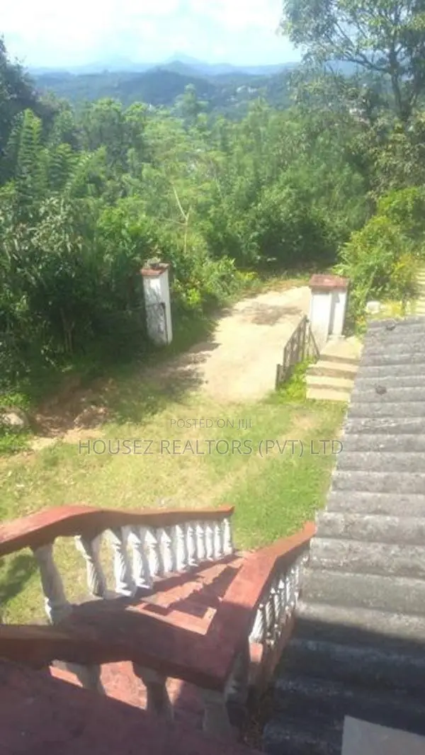 3-Bedroom Upper-Floor House for Rent – Kandy