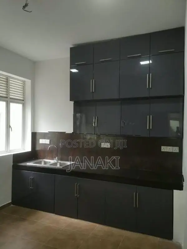 Three-Story House For Sale – Pelawatta, Pothuarawa Road In Battaramull