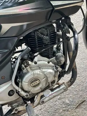 Bajaj Pulsar 150 2015