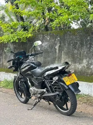 Bajaj Pulsar 150 2015