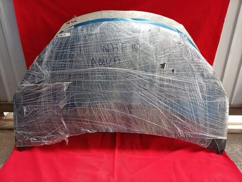 Toyota Aqua NHP10 Bonnet