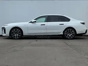 BMW 740i M Sport 2025