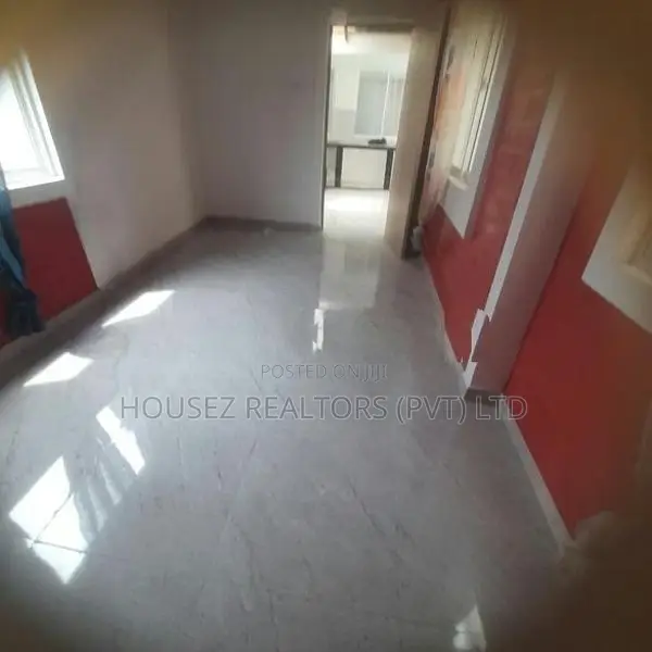 Spacious 5-Bedroom House For Rent – Rajagiriya Road,