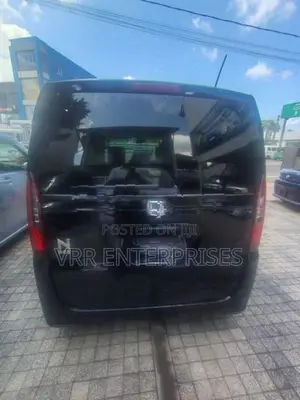 Honda N-Box 2024