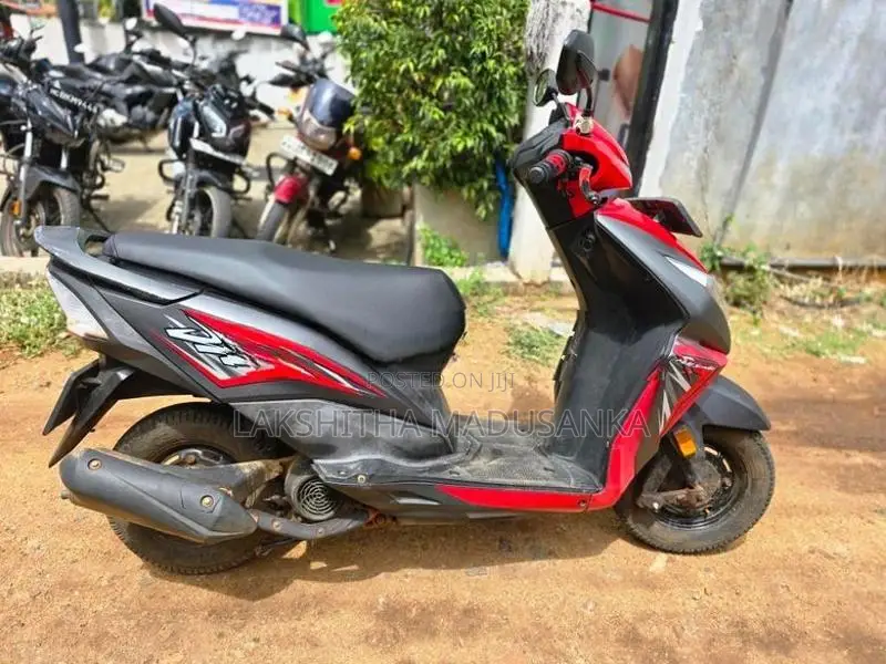 Honda Dio 2018