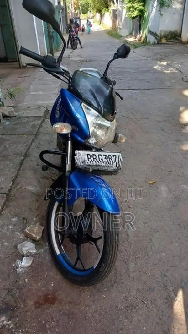 Bajaj Discover 2014