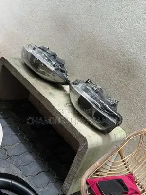 F10 BMW 520/523 Xenon Head Lights Japan