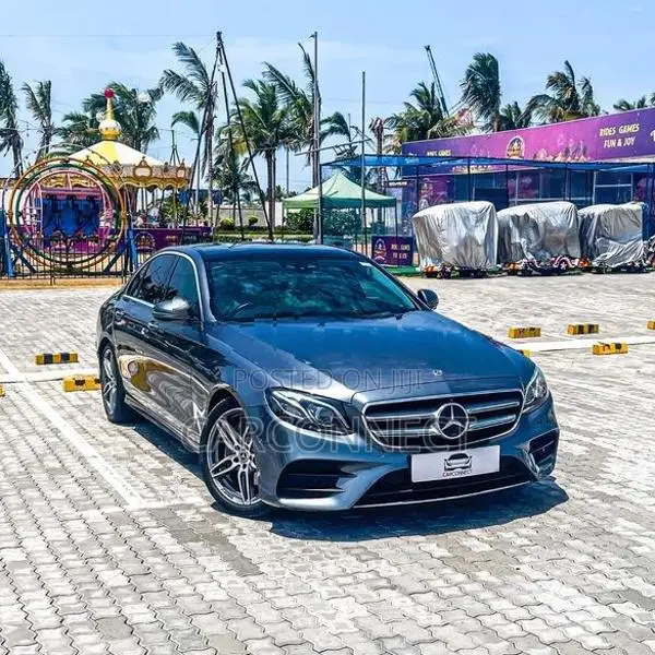 Mercedes Benz E180 AMG Line 2019