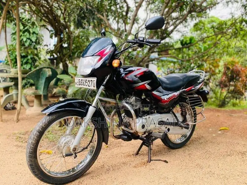 Bajaj CT100 2015