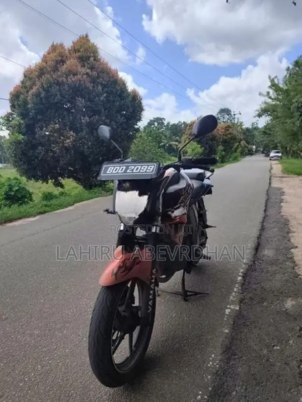 Yamaha FZs V2 2016