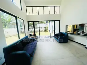 Spacious 4-Bedroom House for Rent – Thalawathugoda