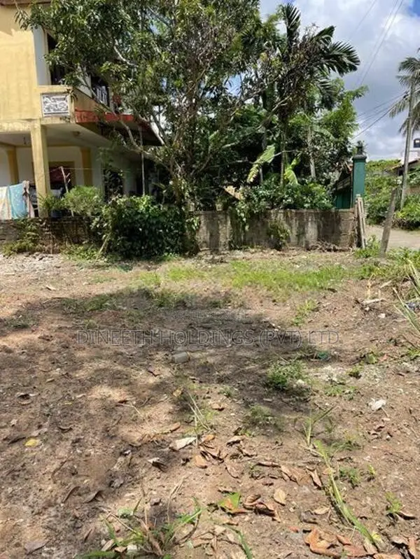 Land for sale In Kiribathgoda Town Area