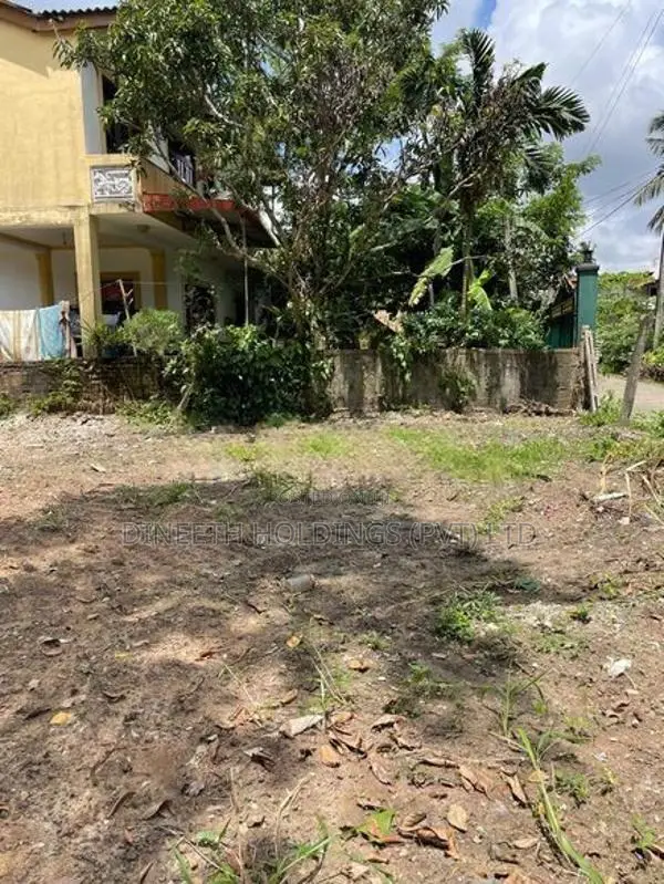 Land for sale In Kiribathgoda Town Area