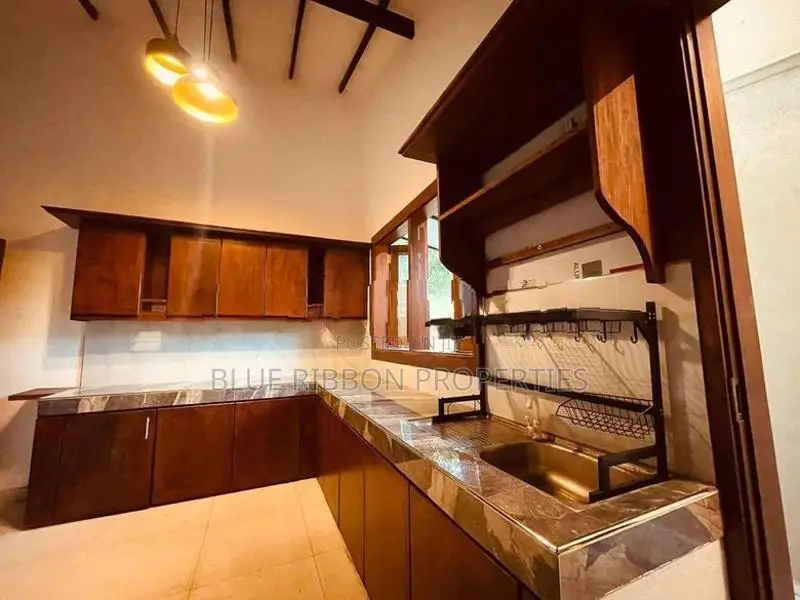 3-Storied House For Sale – Mattegoda In Kottawa
