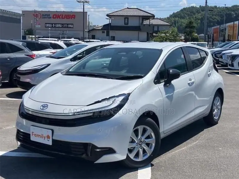 Toyota Aqua Z Hybrid 2026