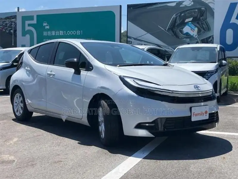 Toyota Aqua Z Hybrid 2026