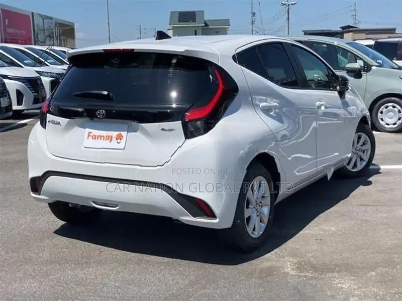Toyota Aqua Z Hybrid 2026