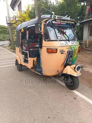 Bajaj RE 2004