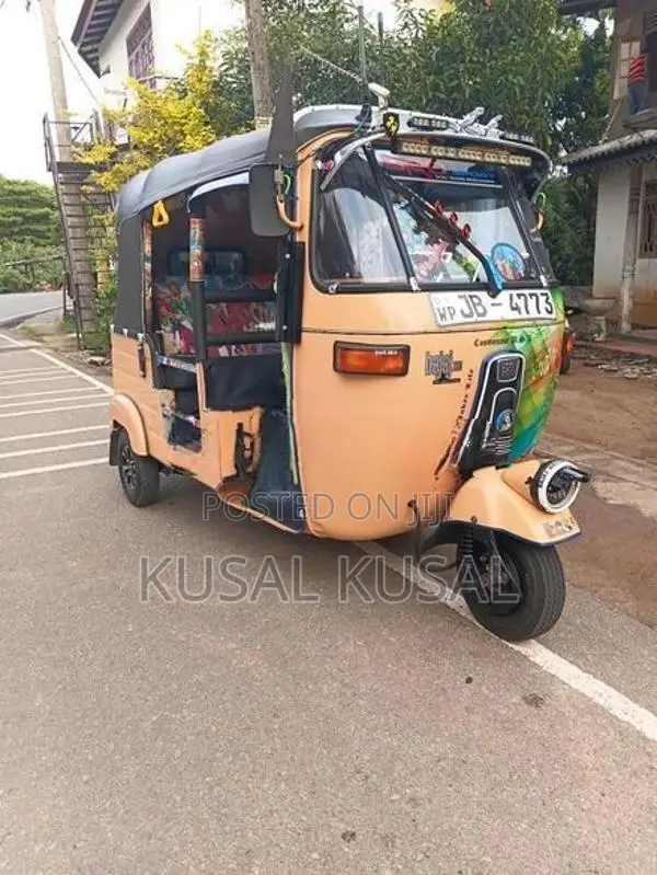Bajaj RE 2004