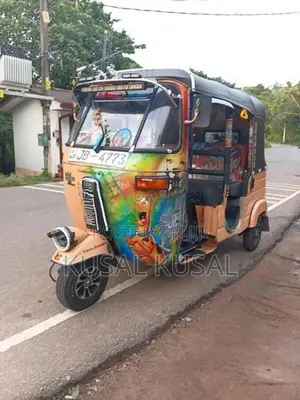 Bajaj RE 2004