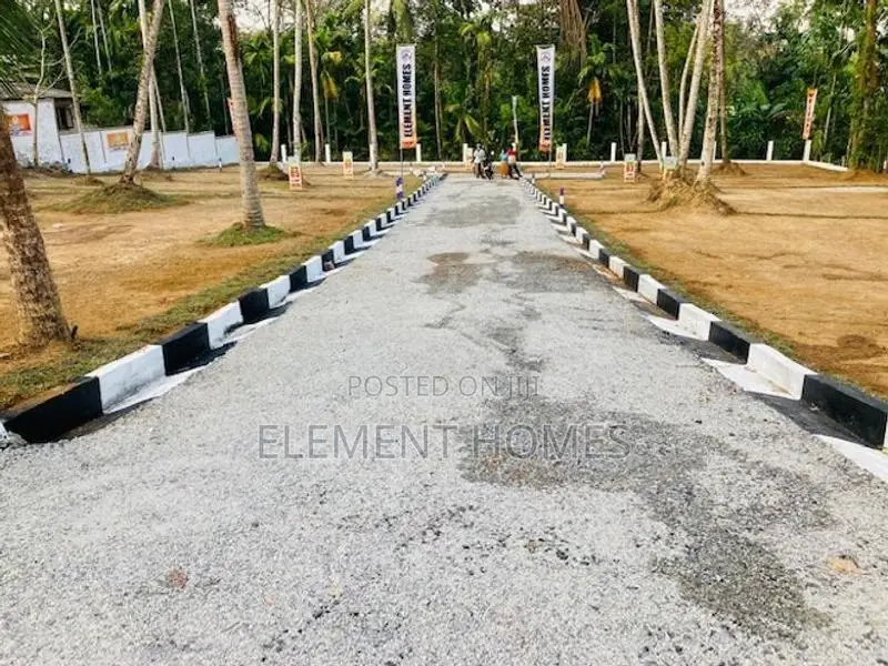 Prime Residential Land for Sale – Meegoda, Homagama
