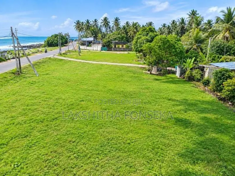 Commercial and Tourism Hotel Land for Sale in Uswetakeiyawa Wattala