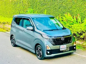 Nissan Dayz HighWay Star GPremiu 2024