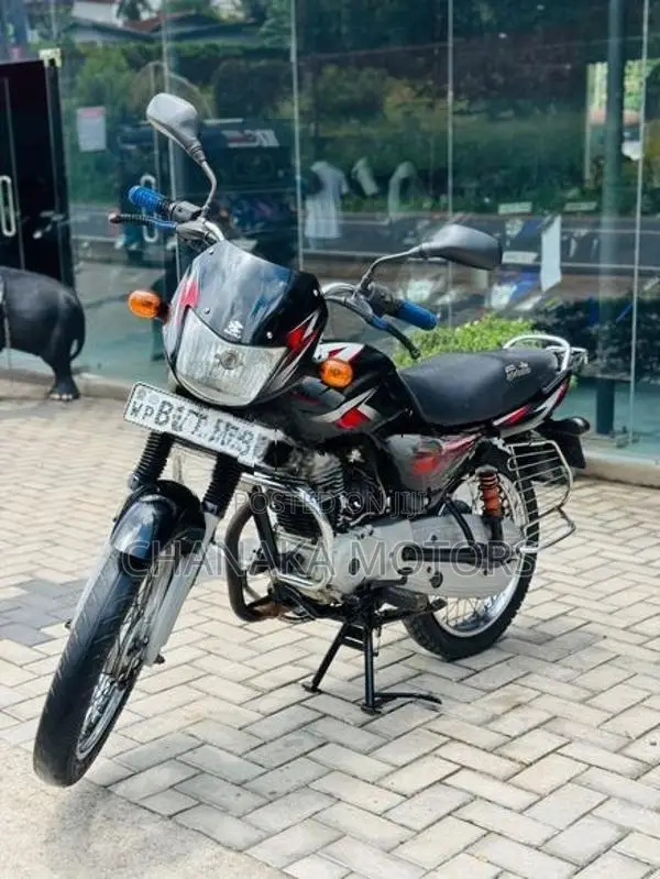 Bajaj CT100 2019