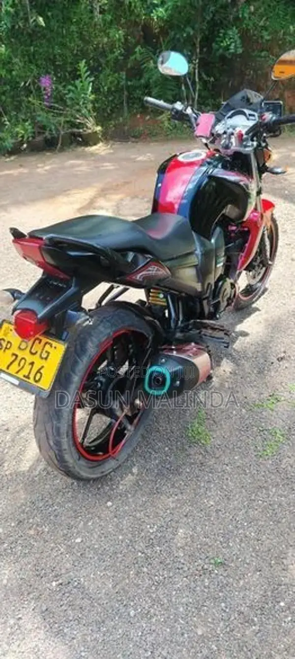 Yamaha FZS V1 2015