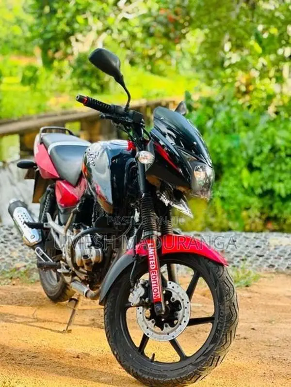 Bajaj Pulsar 150 2017