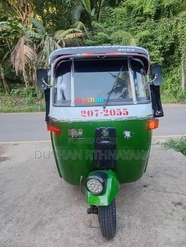 Bajaj RE 2 Storke 2000
