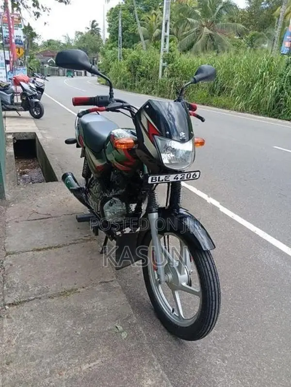 Bajaj CT100 2026