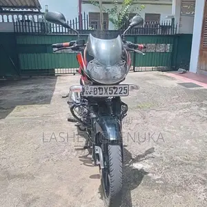Bajaj Discover 125 2016