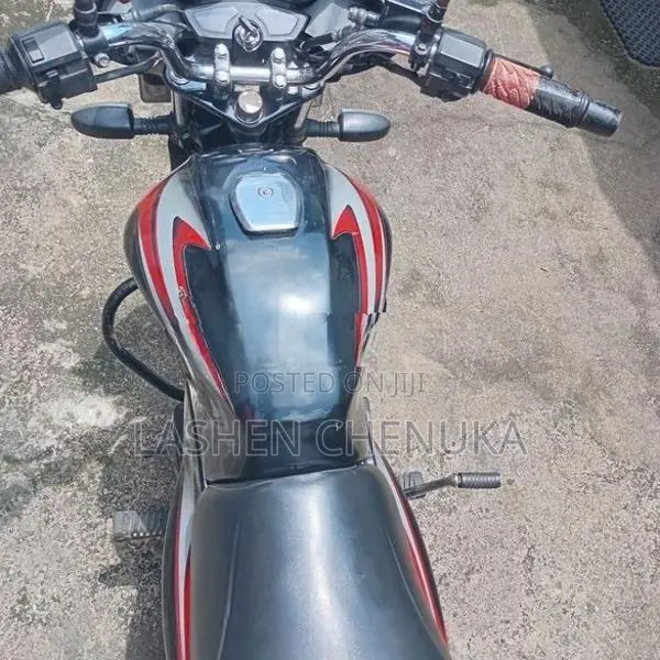 Bajaj Discover 125 2016