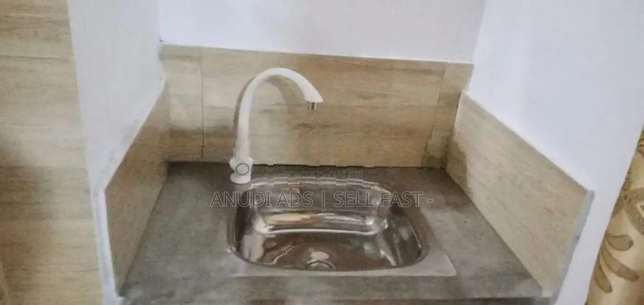 Room for Rent in Thalawathugoda