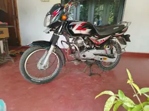 Bajaj CT100 2012