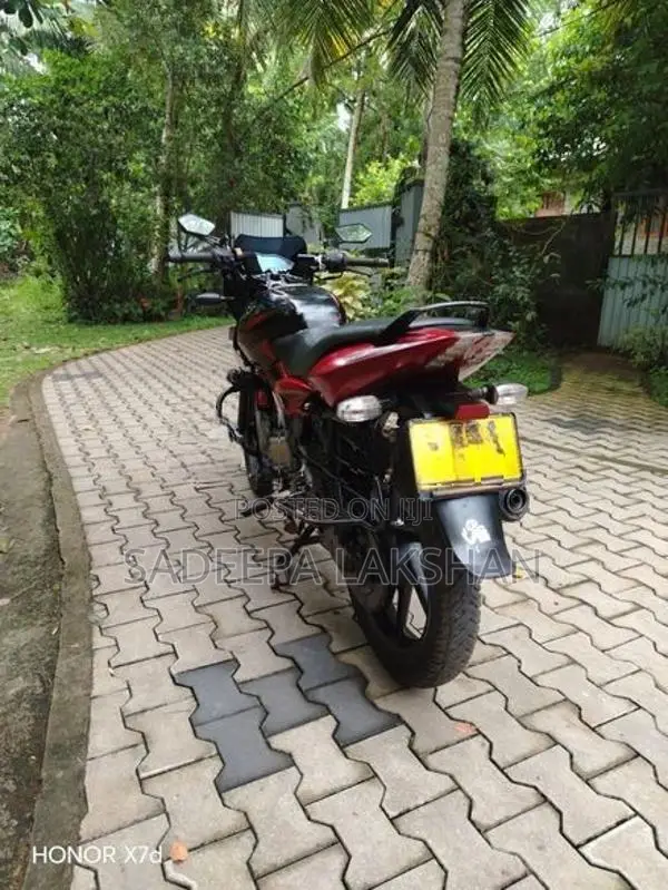 Bajaj Pulsar 150 2014