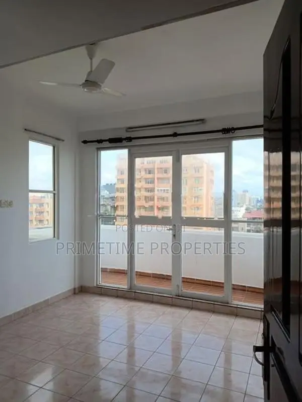 Commercial Space for Rent in Col 3