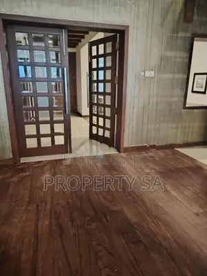 5 Bedroom House For Rent in Kollupitiya ( Colombo 3)