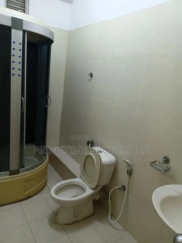 2 Bedroom Furnished Apartment for Rent in Colombo 4